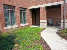 covered front porch & walkway